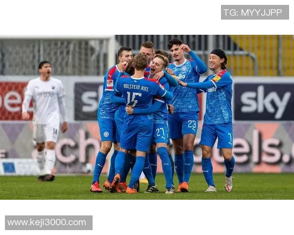 斯图加特主场迎战卡尔斯全力争胜展现球队实力与斗志 斯图加特主场迎战卡尔斯全力争胜展现球队实力与斗志